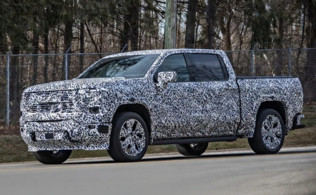 GMC Sierra 1500 Denali Prototype Appears in Testing